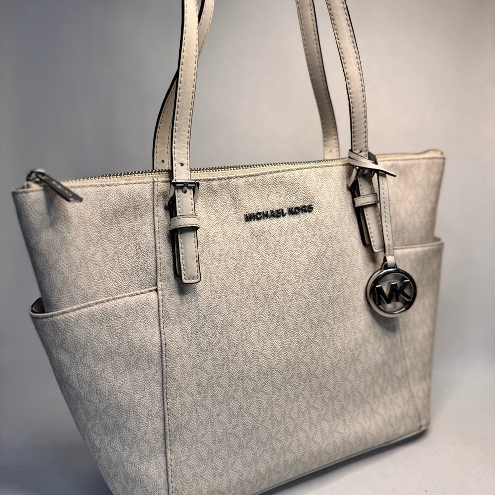 Michael Kors Charlotte Large Logo and Leather Top-Zip Tote Bag - Picture 2 of 7